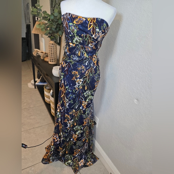 Rene Ruiz Collection Vtg Strapless Sequined Embroidered Mermaid Gown Size 4 - Picture 5 of 9